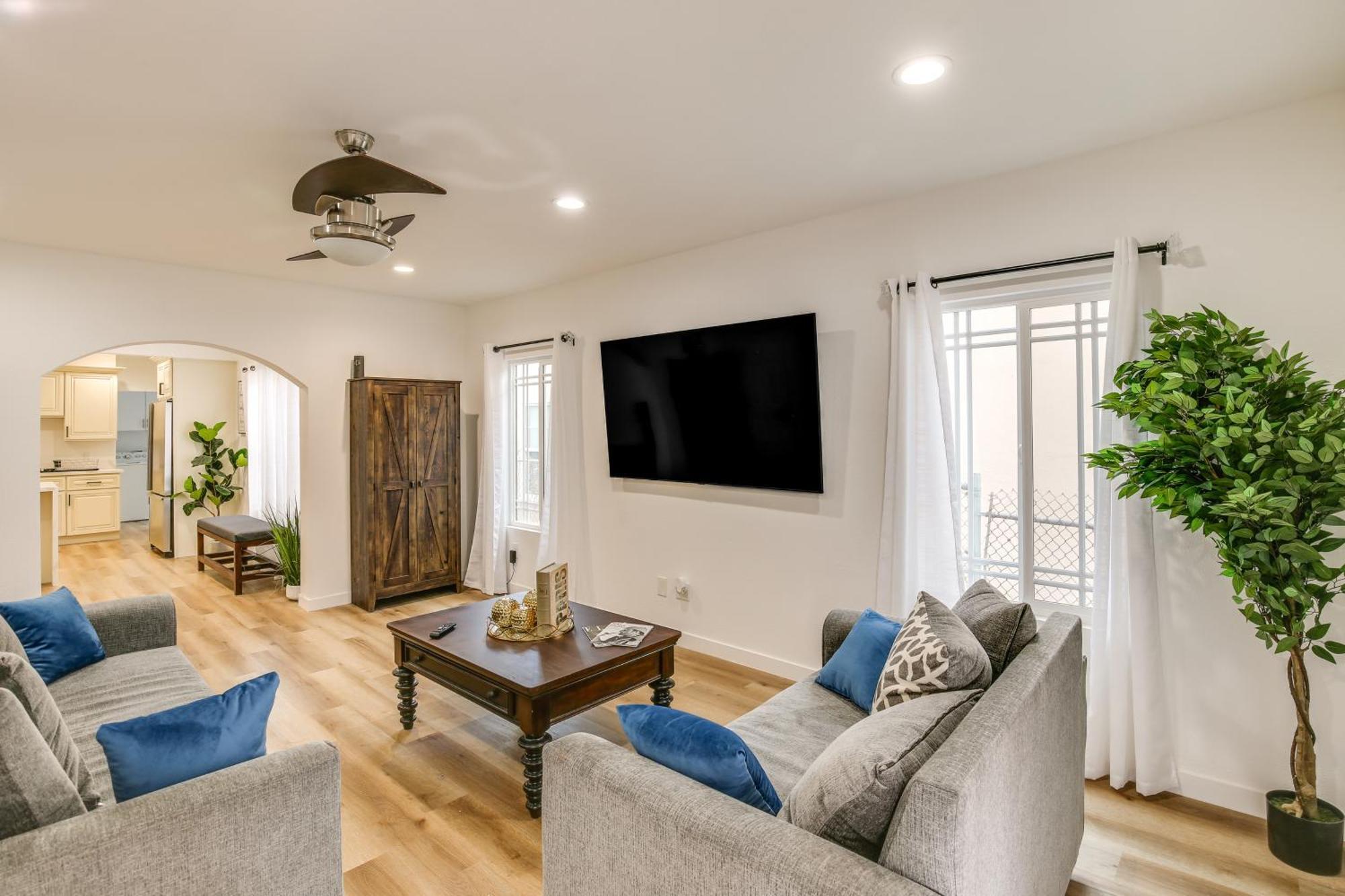 Appartement East Angeles - 7 Mi To Downtown! *